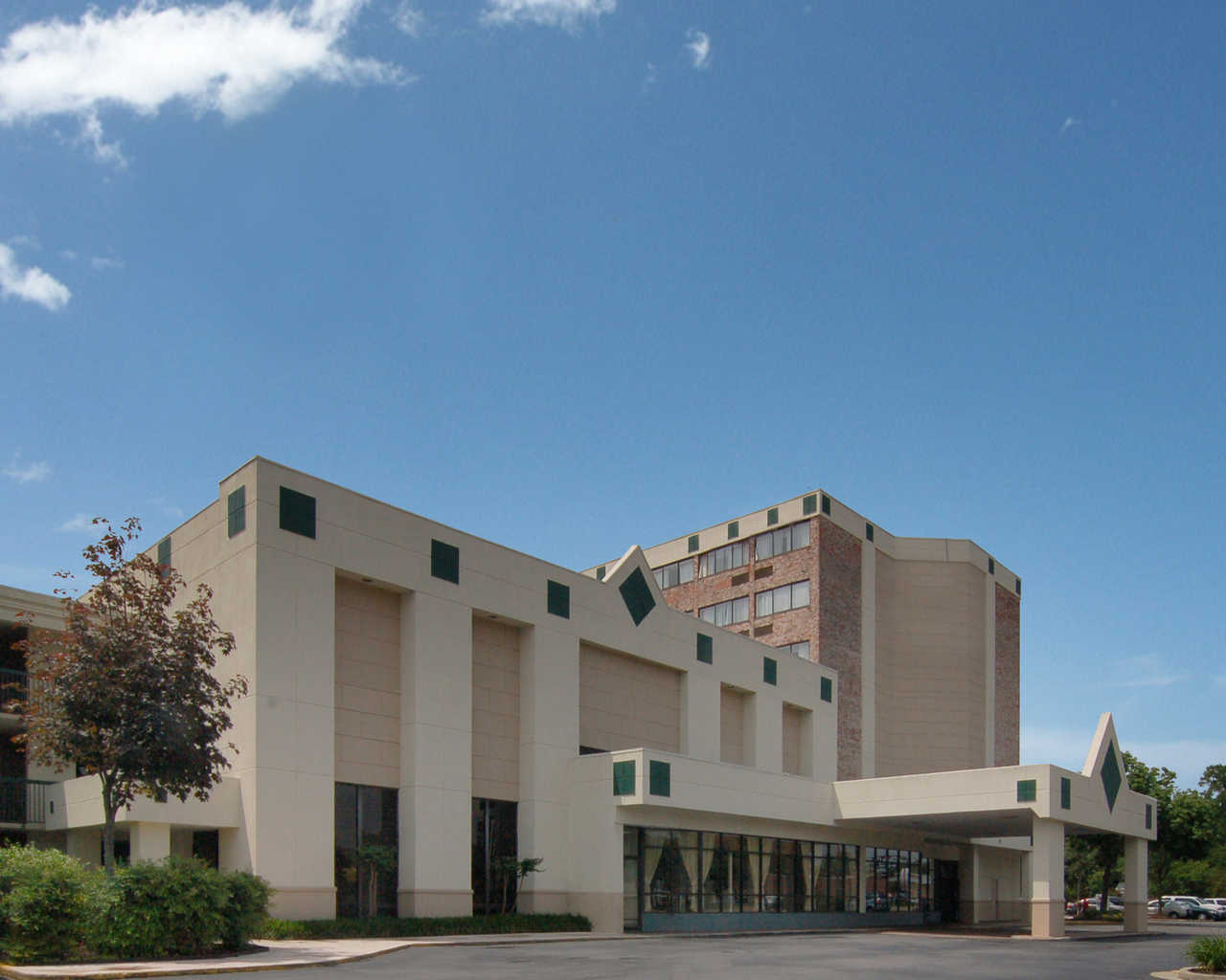 Airport: Rodeway Inn (RIC) Background