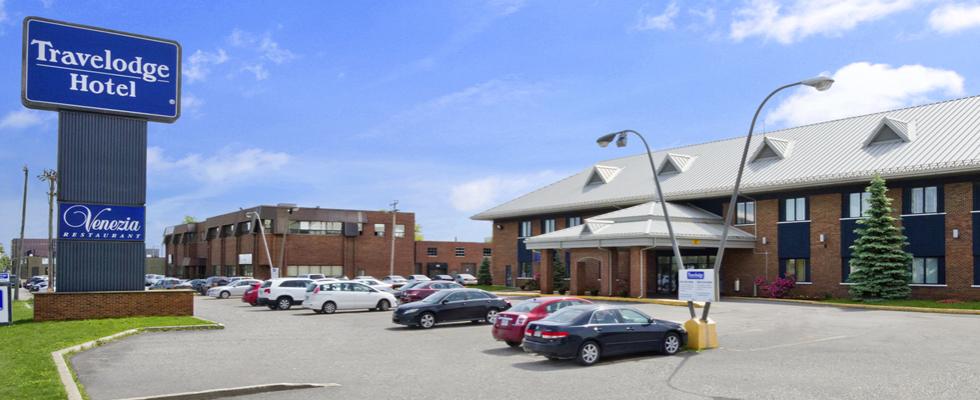 Airport: Travelodge Montreal Airport (YUL) Background