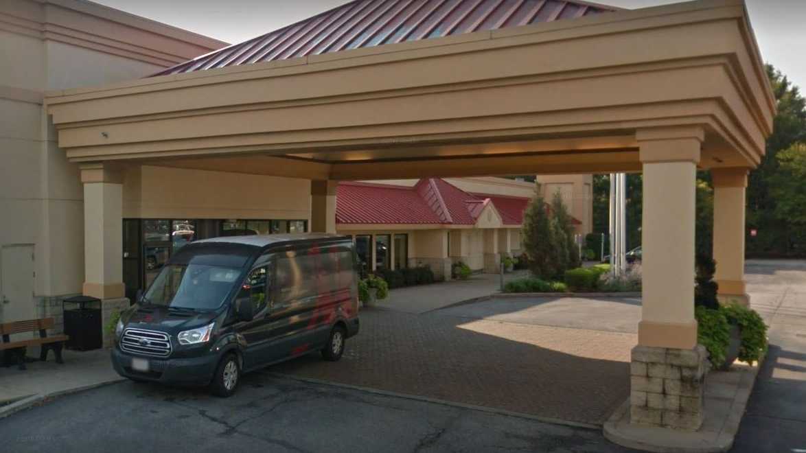 Wyndham Cleveland Airport (CLE)