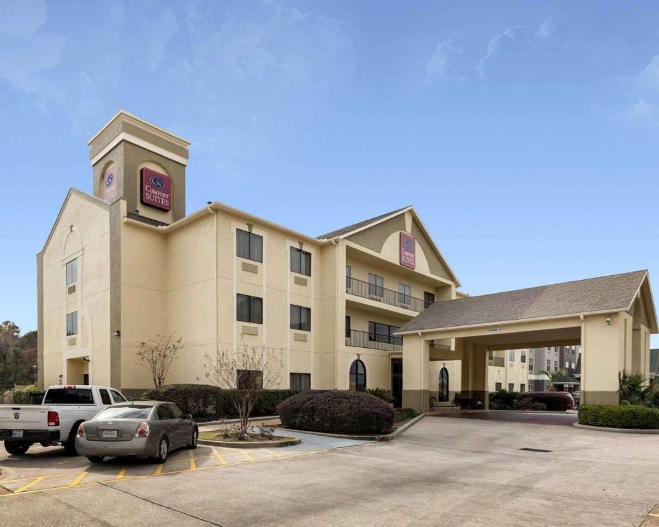 Comfort Suites Houston Bush Airport (IAH)