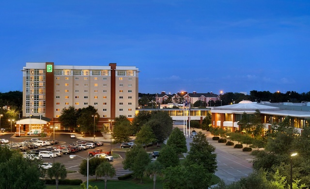 Embassy Suites Charleston Airport (CHS)