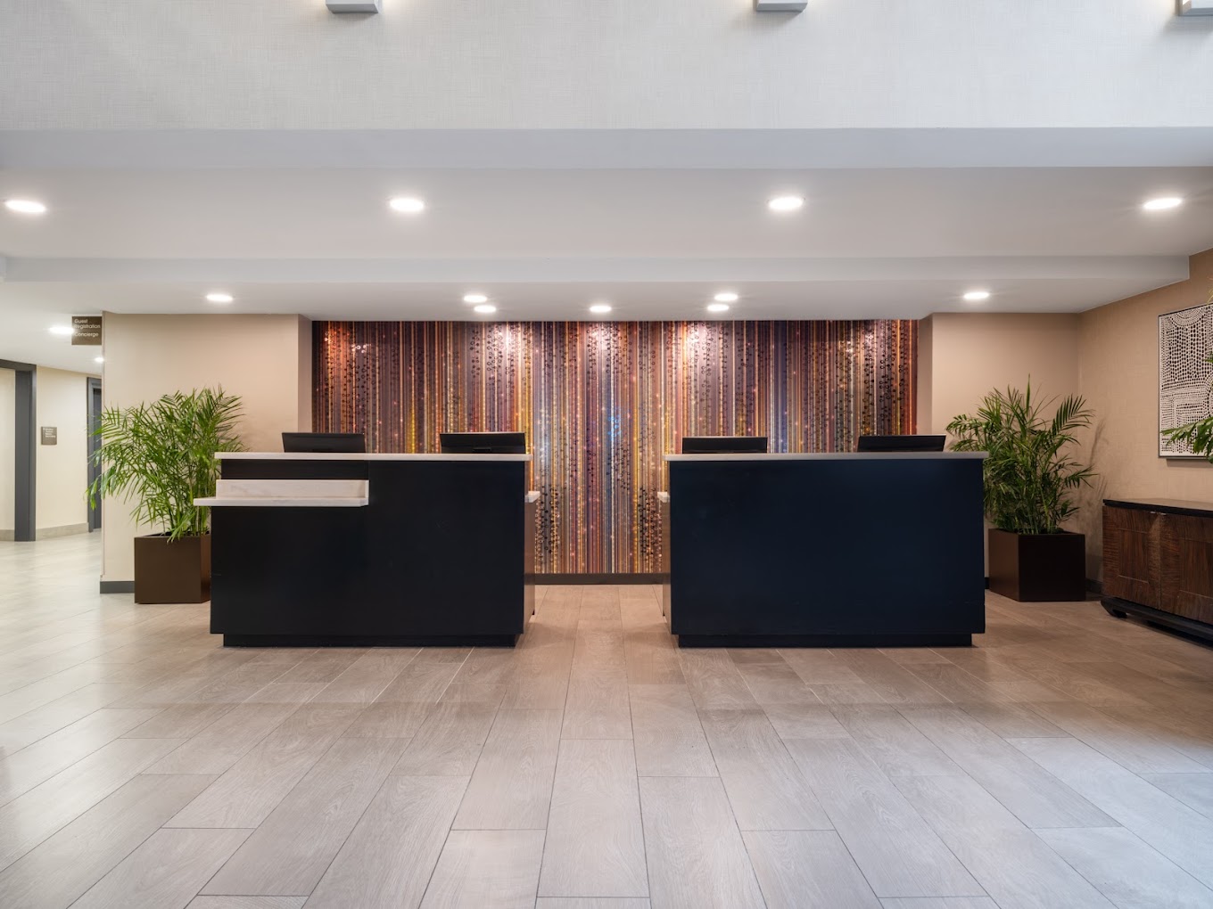 Wyndham Indianapolis Airport (IND)