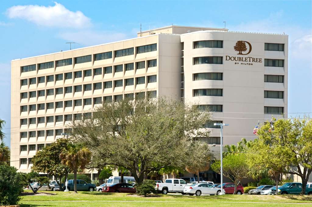 DoubleTree Houston Hobby Airport (HOU)