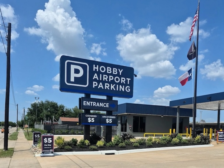 Hobby Airport Parking (HOU)
